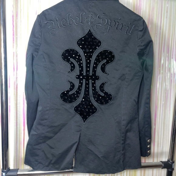 Rebel Spirit - A Royal Way of Life | Black Designer Suit Jacket - Picture 2 of 10